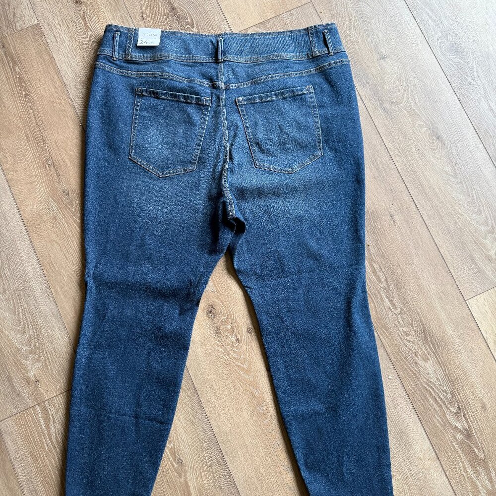 Brand New High Rise Jeggings